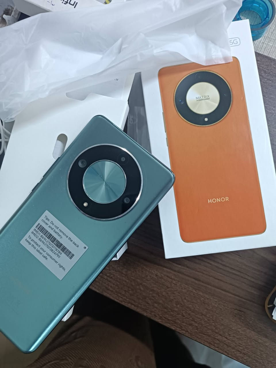 اللهم صل على محمد وال محمد وعجل فرجهم ياكريم 🤲 
سلام عليكم ورحمه الله وبركاته ♥️ 
معرض رنوش يقدم 
مستخدم 🌹هونر x9b نضافه 💯 ب 💯 جديد جديد ❓
ذاكره 256 
عشوائيه 12
غراضه الاصليه غير مستخدمه 🔥
شاحنه +كيبل + يهتفون + توصاله تايب سي جميع اصلي هونر 
🌹💕
عنوان سده هنديه معرض رنوش للاجهزه الكهربائيه والموبايلات مدرسه الازدهار مقابيل مفوضيه ♥️ 
للحجز والاستفسار يرجى الاتصال على الرقم التالي 
***********
*********** أو واتس
