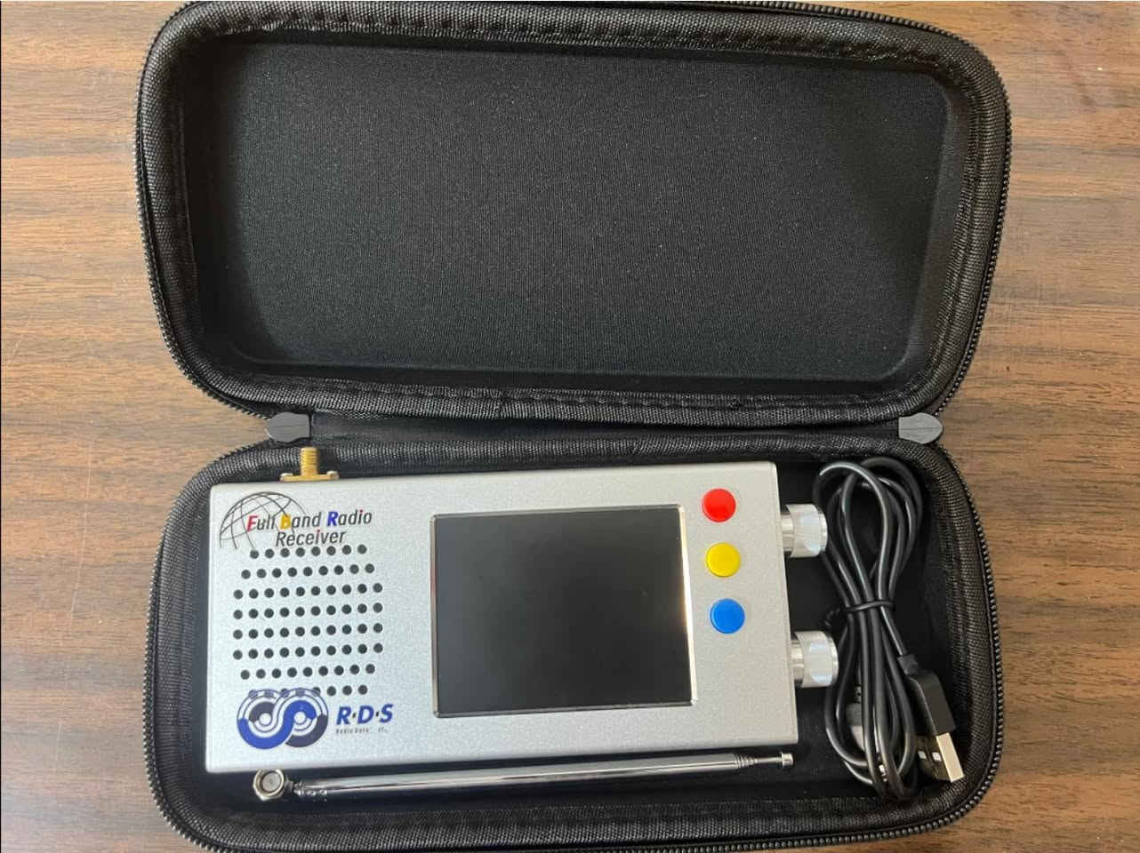 راديو احترافي ( RDS ) .. 🔴
📻.. TEF6686 All Band Radio Receiver

الموجات ( LW / MW / SW / FM / AM ) .. 🗼

 الشحن تايب سي يدعم الشحن السريع .. ⚡️

حساسيه عاليه بالاستقبال .. 🔴

صوت عالي ونقي .. 🔊

السعر والتفاصيل خاص .. 💬
الفيديو اول تعليق .. 📽️
متوفر توصيل كل العراق .. 🚕


**إذا كنت صاحب هذا الإعلان وتريد حذفه لأي سبب، رجاءا أرسل رسالة إلى الدعم الفني**