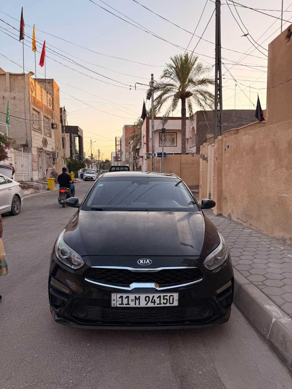 السلام عليكم كيا فورتي 
٢٠١٩ سياره رقم بغداد حلوه ونضيفه
مكينه كير تبريد جديد حداديه 
جاهزه على اخر حبايه
كير اي تي المرغوب 
مواصفات حساسات رادار امامي تبريد بيانو
شاشه كامره دواره رقم دولي هزه جديده
مكان السياره كربلاء 
حادث جاملغ وبنيد وربع الباب صبغ 
السعر ١٠٨ وبيهه مجال
مع بدايه شاصي 
للأستفسار *********** كربلاء, العراق
