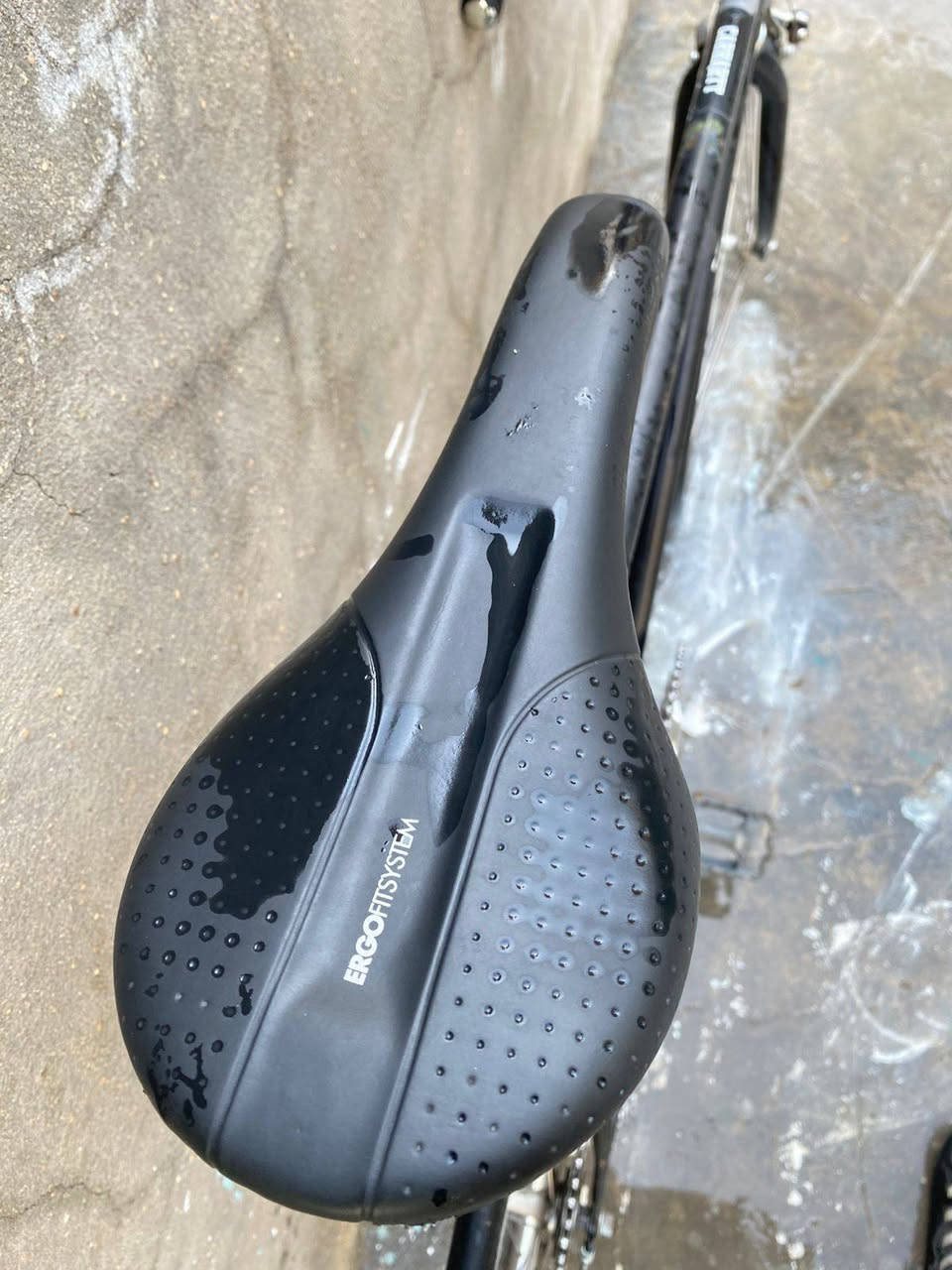 بايسكل للبيع نضيف واي شي مابي بايسكل
مال حاويه قبل شهر نزلنا من حاويه اي نقص مابي نوعه
C700
عنوان بغدأد دوره سعر ١٢٥ وبي مجال قليل حك جيه
وهاذه رقمي ***********
