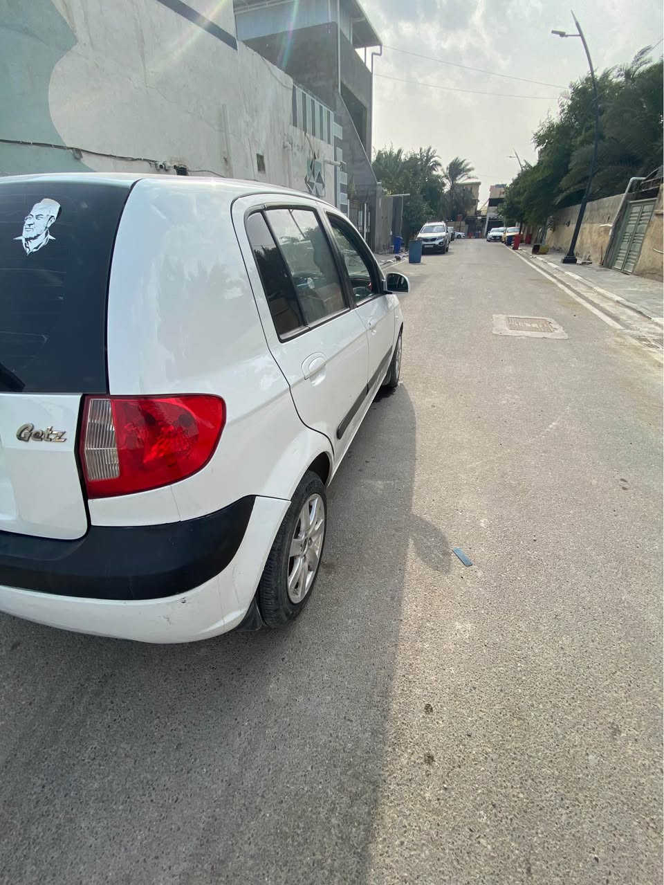 السلام عليكم سياره هونداي جيتز كير اوتوماتيك مكينه 1600 كفاله كير ومكينه السيارا دواخلها نضيفه الهيكل مالته نضيف السيارا مال بنيه بيه طخات خفيفه (زلغ طكه) السعر 70 ورقه للاستفسار *********** موجود واتساب اتصال البصرة, العراق
