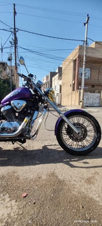 هوندا ستد 400 رقم بغداد تحويل مباشر دراجه عليها ادامه كامله واتربم تاي...