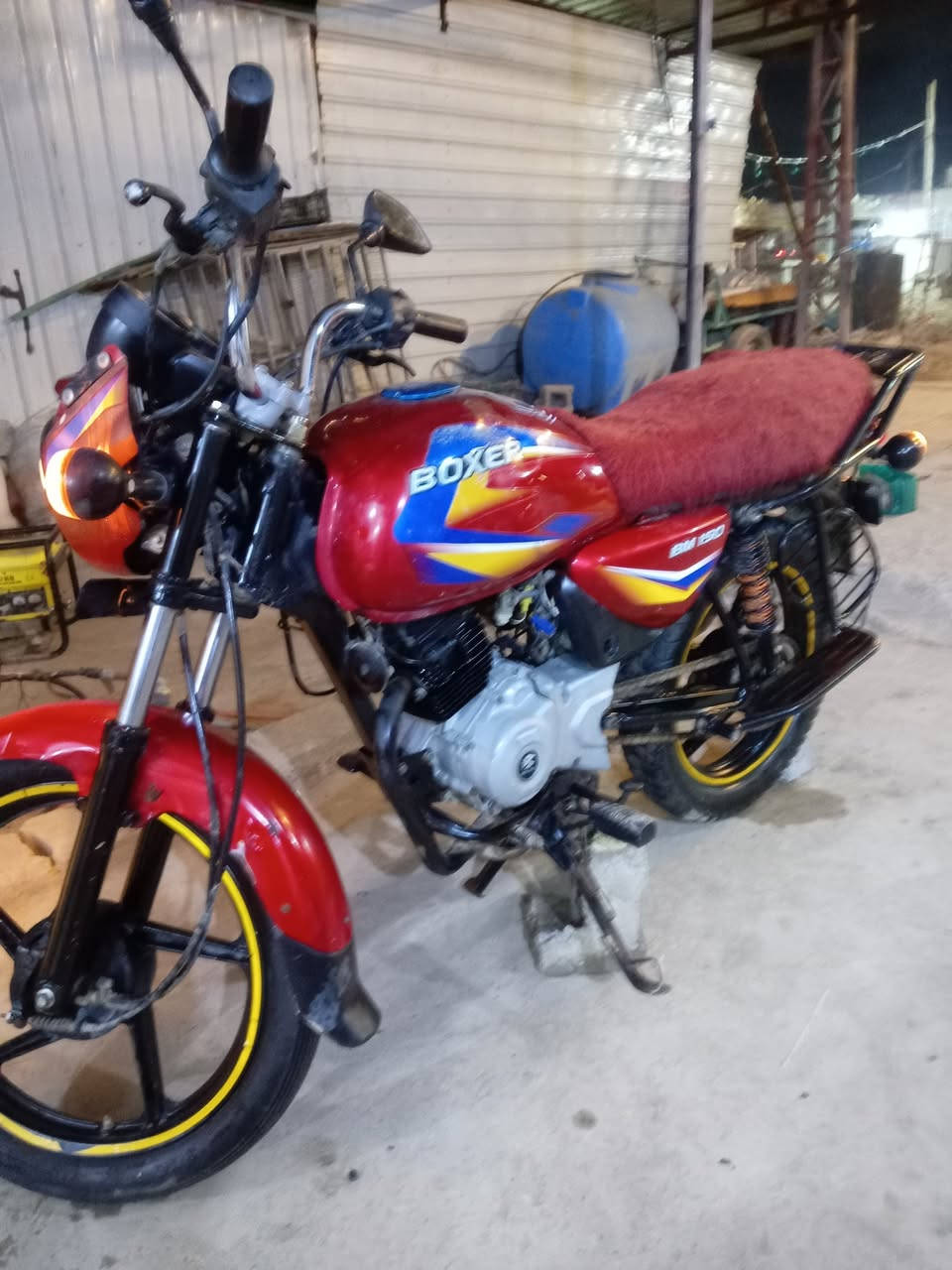 سلام عليكم بوكسر لبيع دراجة حلوة محرك مجفت شركة وراق كاملة 2019 مكاني ديالى الخالص شراي دلل رقم ***********
