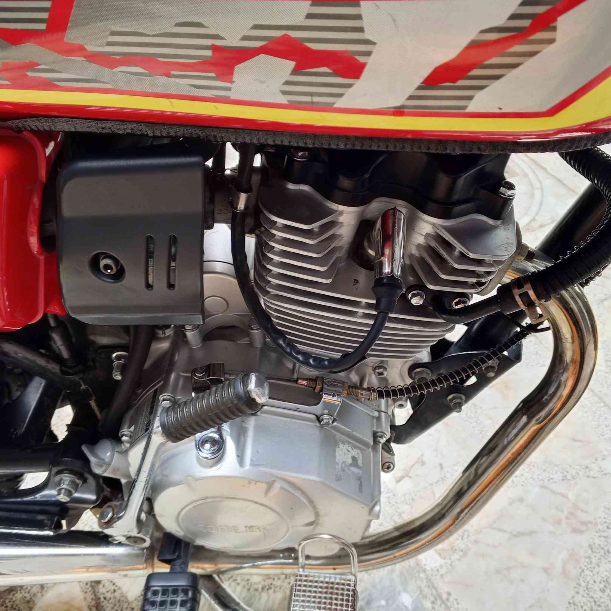 يا الله سلام عليكم ايراني موديل 24 شكل 25 إدراجه جديده ونظيفه ما بيها اي نقص رايدها ٧٠٠ وبيها مجال حك الجيه مكاني بغداد الغزاليه رقمي  ***********
