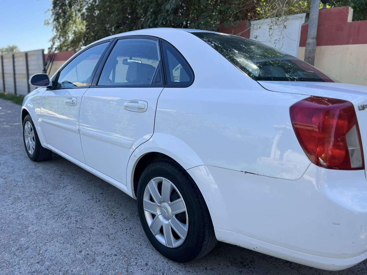 رمضان مبارك أوبترا 2011شركه عامه
سياره مكفوله ضربه وصبغ وتبديل وبارد ماشيه 117km
باسمي شخصيا هزه ورقم جديد 
سياره على وضع الشركه 
السعر 88$
مكاني بغداد/هـ***********
