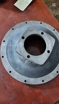 فنديشن حادلة مضخة 75 بغداد كسروعطش الهاتف:07739601862 السعر（250)