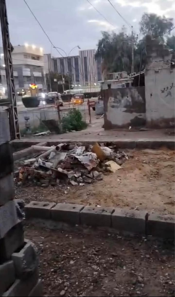 قطعه ارض تجاوز للبيع مساحه80 مربع لعنوان الدوره الصحه مقابل نون ولقلم السعر 8 قفل 
*********** بغداد, العراق
