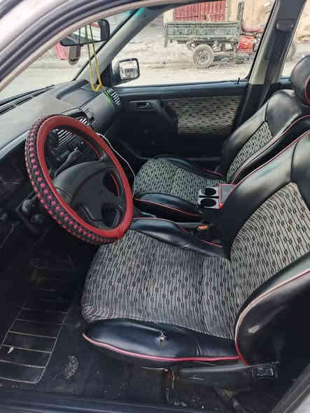 محرك 1800كير عادي، سياره بلاديه بدون صبغ حادثه جاملك الامامي تخم تاير جدد تبريد تدفئه شغال كهربائيات كلها شغاله لايزنون غرفتها جديده رئاسيه رقم بغداد دولي اسمي هزتها جديده المكان بغداد رقم التليفون***********y السعر45 بغداد
