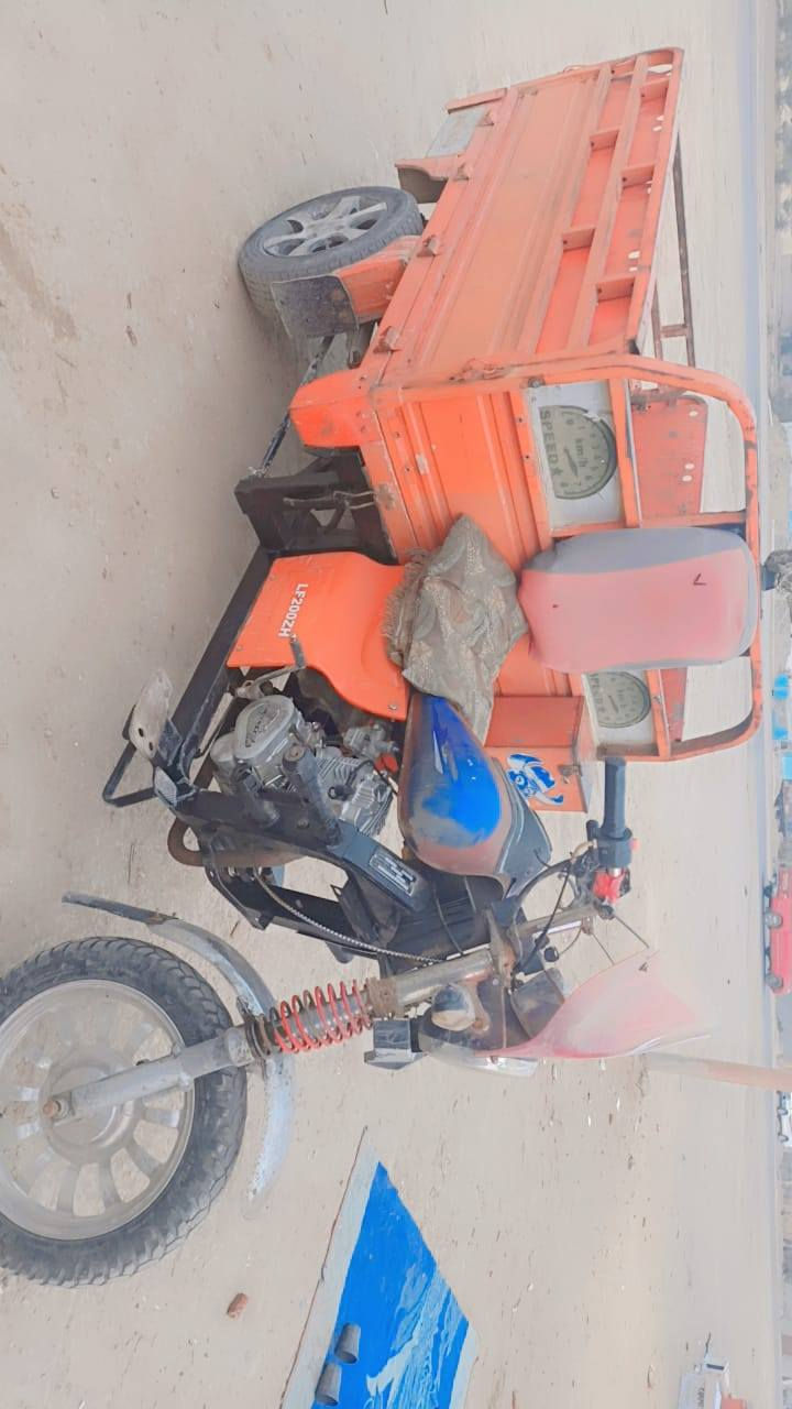 سلام عليكم ستوته للبيع مديل 16لون حمر مكان ديره *********** تصال
