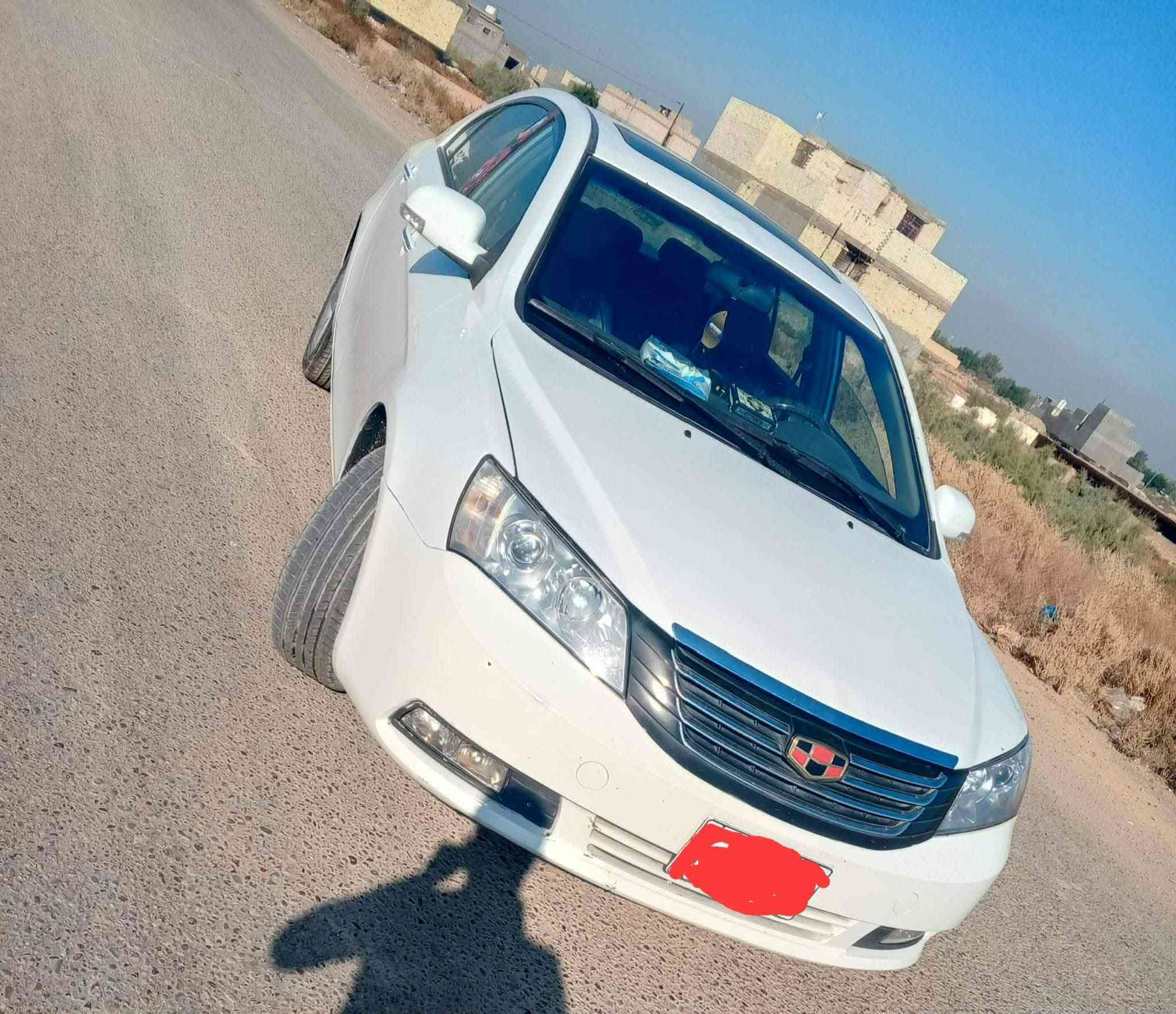 السلام عليكم ام كراند مكفولة كفالة عامة موديل 13 ماشية 55 مكينة 1800 بلاد ياباني السيارة كلها بلادية فتحة سلايد تبريد ثلج تخم تاير جديد حساسات اشاير بالمري شاشة كامرا رقم بغداد انكليزي باسمي بيع او مراوس السعر 73 وبيها مجال 
العنوان بابل 
***********
