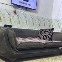 ١٠ مقاعد • عنران • بلديات
