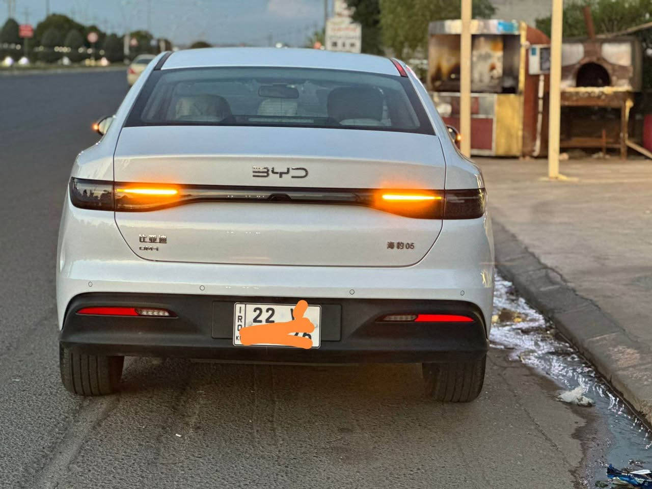 بی وای دی   SEL 05  2025 
تەنها. 13,000 KM 
بێ ساردی بێ بۆیاخ بێ لێدران 
تەنها یەک قۆپی لەدەرکەی سایەق هەیە لەوێنەکان دیارە
گێر و مەکینە و کارەبای هەموو بە شەرت 
هیچ کێشەیەکی تێدا نییە 
نرخی 133 مەجال
***********
*********** أربيل, العراق
