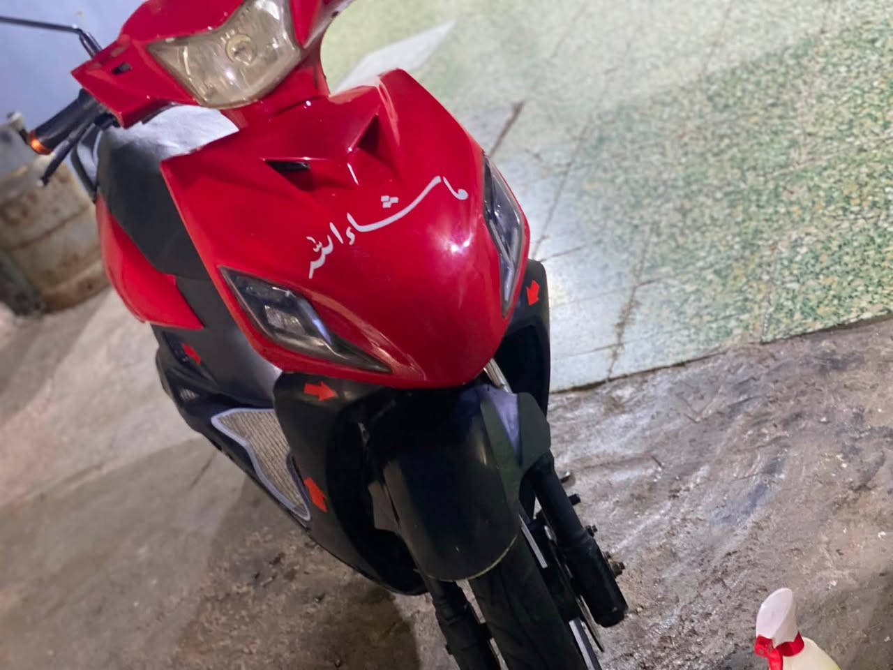 للبيع سكنس شحن موديل قديم 
سته بطاريات 
ملف 2000
بي نظام R
لايت عالي ناصي + بي تثبيت سرعه 
السعر بلاش 500 وبي مجال هوايه 
***********
المكان..... الانبار.... الخالديه
