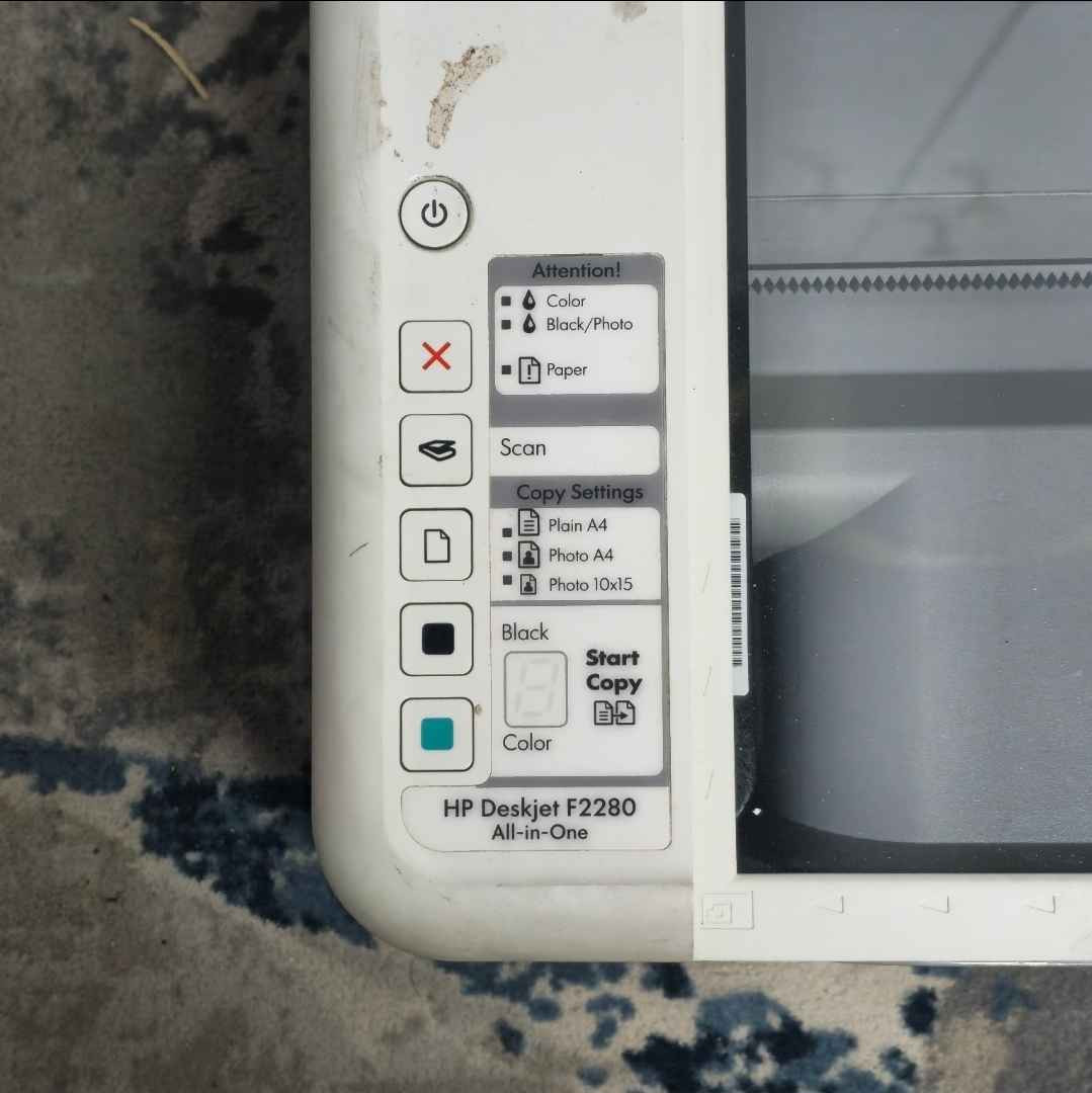 طابعه hp اصلية
شغاله 100%
اي نقص مابيها غير الحبر
نقص حبر ، بيها ملاحضات بسيطه (الباب و القبق)
السعر ٦٥ الف و بيها مجال ان شاء الله 
متوفر توصيل لكل المحافظات ٥ الاف
مكاني كربلاء 
***********
اي استفسار اني حاظر كربلاء, العراق
