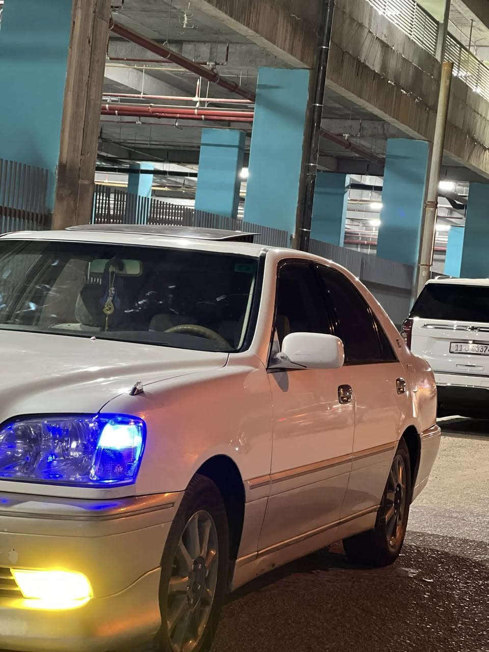 اسلام عليكم للبيع او مراوس ملكه فول عده الفتحه تبريد قطعتين ديفور الجبير تبريد ثلج كفاله كير ومحرك زنون عالي ناصي سياره كفاله من كصه ونقل جثه من عده بيه ضربه بل وره  كفاله الشواصي رقم بغداد تسجيل جديد قرار 48تريد وكاله تريد مداور  مكاني نجف سعر 135وبيه مجال رقم ‭0781 061 7587‬
