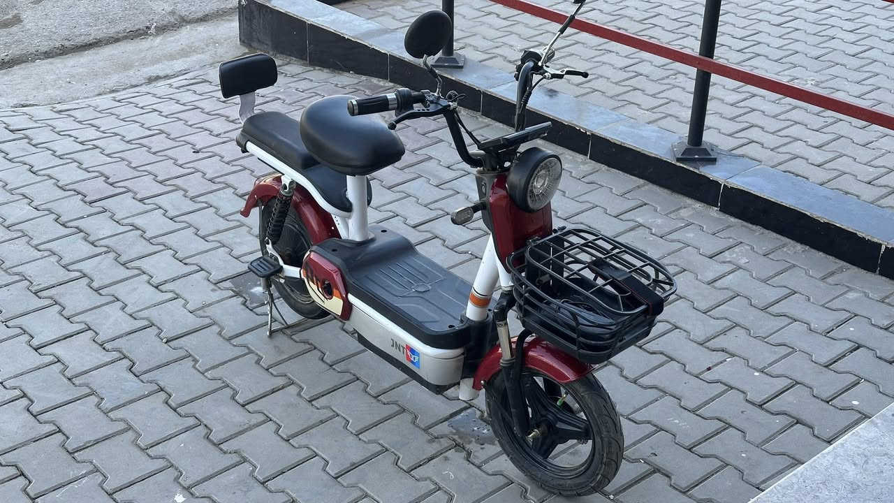 دراجة شحن شركة JTN 
نضافة ٩٥٪؜ بطارياتها جدد مستخدمة شهر ونص فقط 
السعر ٢٥٠ وبيها مجال حگ الجية

اتصال واتساب 

‭+٩٦٤ ٧٧١ ٤٦٦ ٨٩٢٦‬


**إذا كنت صاحب هذا الإعلان وتريد حذفه لأي سبب، رجاءا أرسل رسالة إلى الدعم الفني**