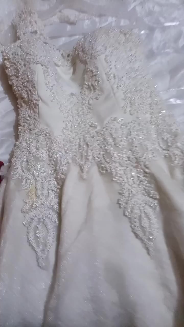 فستان باربي مال عروس يجنن مشغول كريستال و لولو دبل كلوش اوركنزا يجي قصير سعره ١٥ الف كربلاء شارع الإسالة


**إذا كنت صاحب هذا الإعلان وتريد حذفه لأي سبب، رجاءا أرسل رسالة إلى الدعم الفني**