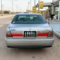 كراون VVT300 • ماشيه ٩٥٠٠٠ • نضيفه