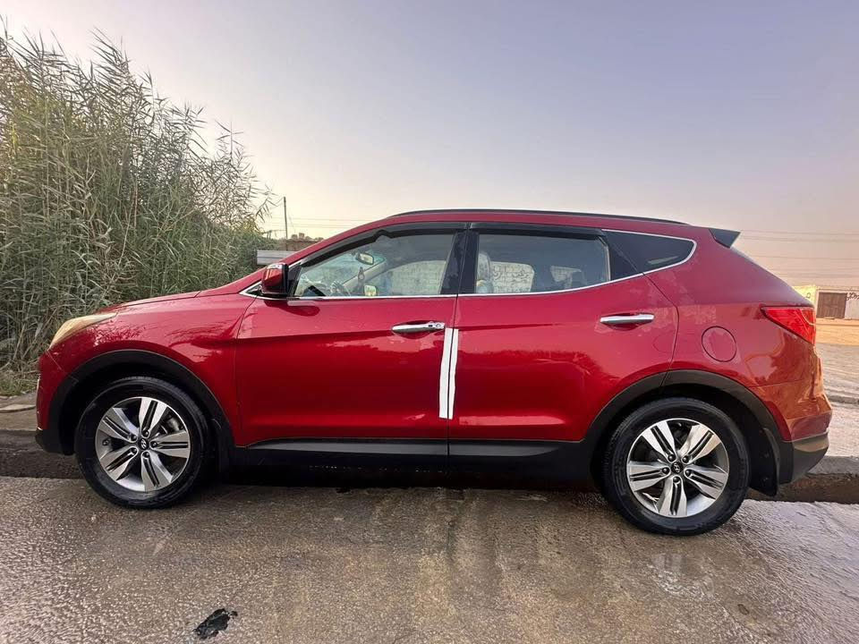 سنتافي امريكي 2016 - رقم بغداد- 4 سلندر 2.0تيربو فول 1/1 بانوراما كشنات جلد تدفئه تبريد كشن كهربائي خزن كشنات جنطة كهربائي حساسات كاميرا تحكم استيرن قيادة تلقائيه مثبت سرعه تحديد مسار وكلشي فول للاخير .. بيها فقط جاملغ بدون دواخل فقط بارد بدون صبغ .. مكان السيارة ديوانية سعرها 158 — التواصل خاص او وتساب / ***********
