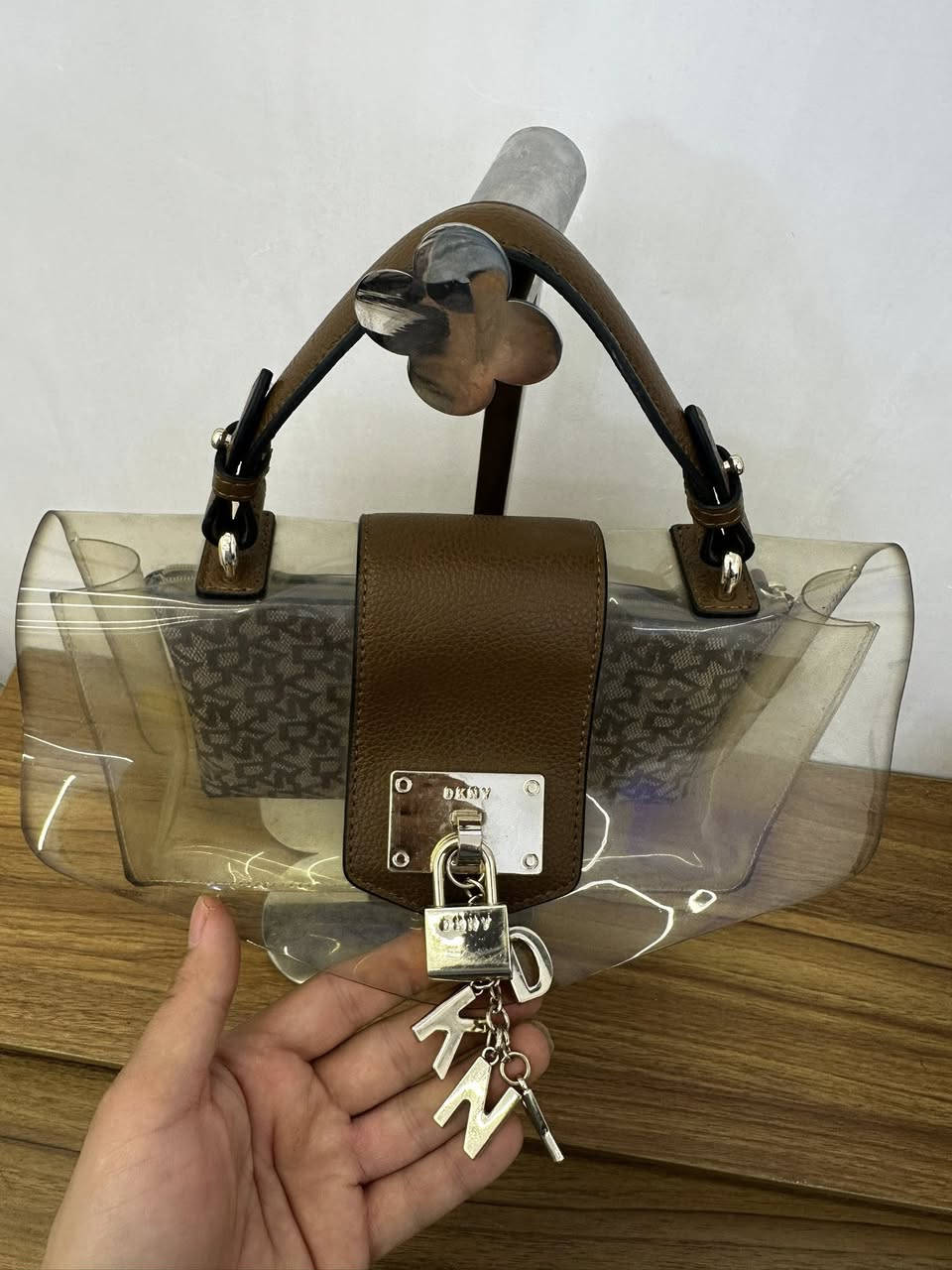 دكني اورجينال 

@highlight


**إذا كنت صاحب هذا الإعلان وتريد حذفه لأي سبب، رجاءا أرسل رسالة إلى الدعم الفني**