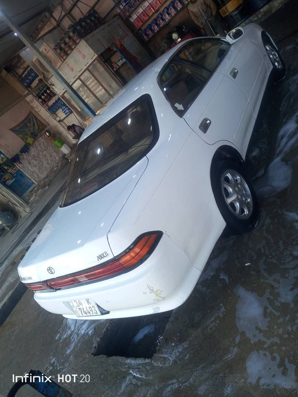 السلام عليكم 
مارك نفخ
بسمي ل2028
رقم نكليزي   
موديل 2000  سعر 64 وبيه مجال 
مكفوله كص ونقل . ومكينه وكير وعيب شرعي
تبريد شغاله شاشه ريمون 
تواير جدد قبل شهر شادهن تخم 
حداديه اماميه توني مشتغله 
البصره . الزبير 
***********
***********
