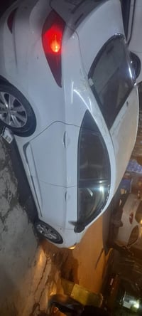 اكسنت 2012 بغداد الشركة العامة مكينة 1600 بيها صبغ جاملغ خلفي وباب مبد...