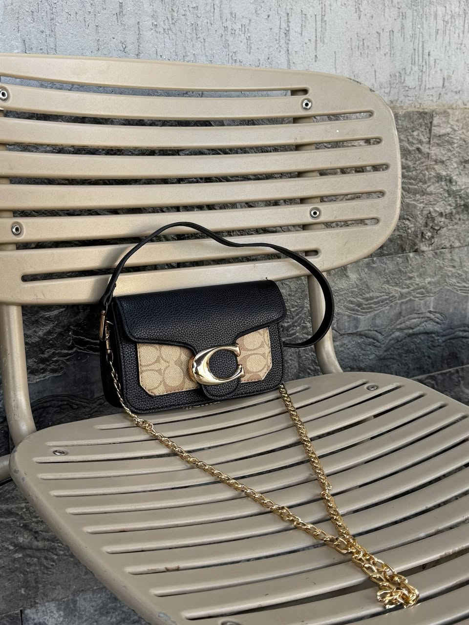 New collection ♥️✨
Code: 12612
Size: 18x11
السعر:


**إذا كنت صاحب هذا الإعلان وتريد حذفه لأي سبب، رجاءا أرسل رسالة إلى الدعم الفني**