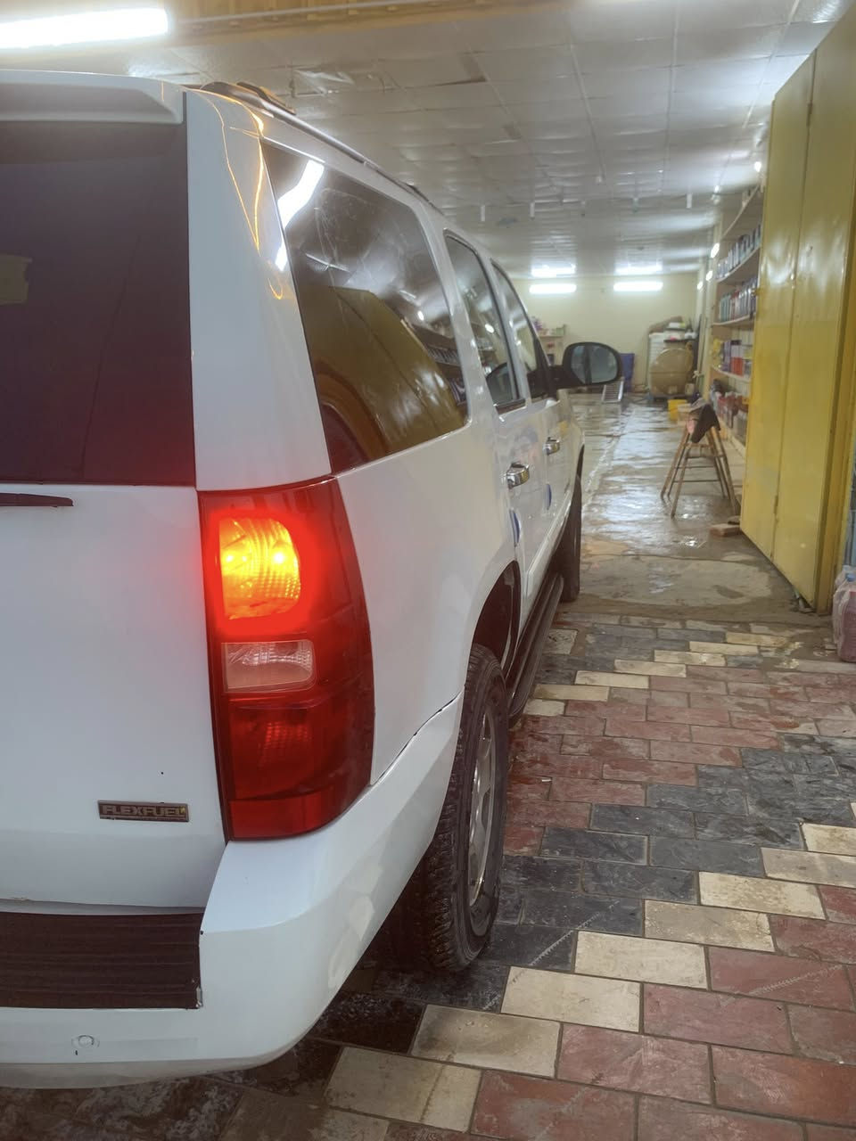 السلام عليكم تاهو LTZ  موديل 2008 اصل معلايه 2010 رقم صلاح الدين الماني  فول  معروفه مواصفاته مكفوله من الضربه والكص  بيه رشاشة صبغ منظومة غاز بانزين تخم تايرات كير محرك شرط جاهز تبريد ثلج حداديه جديده بيع  مراوس مكاني النجف السعر 125 وبيه مجال /***********
