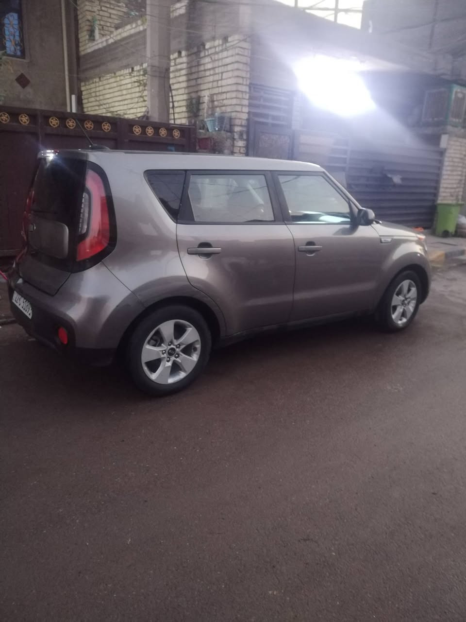 السلام عليكم كيا سول 2018  للبيع او مراوس حسب القناعة وارد امريكي حادث دعاميه فقط بدون ضرر صبغ دعاميه و تكحيل موضح بالسونار سياره جديده و ماناقصه شي كير اي تي المرغوب محرك 1600 تحكم ستيرن شاشه كار بلي تحديد مسار رقم اربيل دولي السعر 118بيه مجال شي بصيط الشراي يتصل على الرقم مكاني بغداد حي الجهاد ***********
