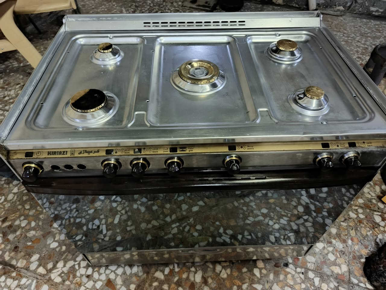 ورشه تصليح الطباخات انواع الطباخات صيانه واقعيه
متواجد باي مكان  رقم الهاتف اتواجد واتساب
***********
