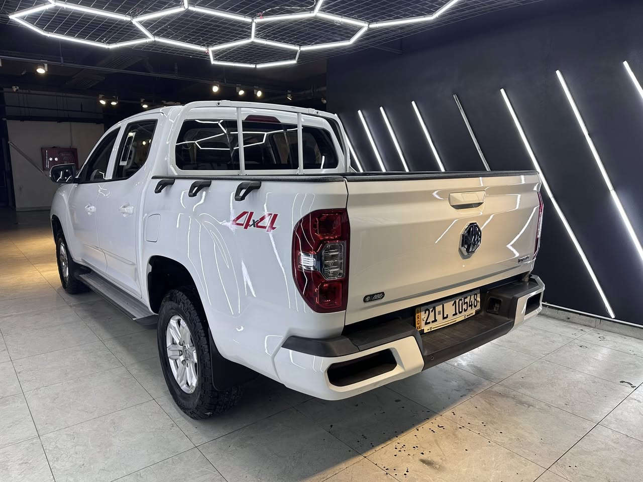 ئێمجی پیکاب بۆ فرۆشتن مۆدێل ٢٠٢٤ زەمان ٢١٠٠٠کم ڕۆشتووە بێ بۆیاخ بێ سارد هەموو شتێکی بە شەرت سەیارەکە لە سلێمانیە. ***********
