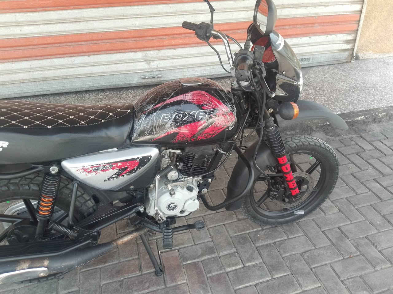 سلام عليكم درجه بوكسر جبلي موديل 22 شكل 23 جاملغ طويل استان داري درجه كفاله عامه اوراق كامله 7 شرط تراقيم مابيهه كل نقص سعر 1350 بكاني بغداد لبياع شرطه الخامسه ***********

