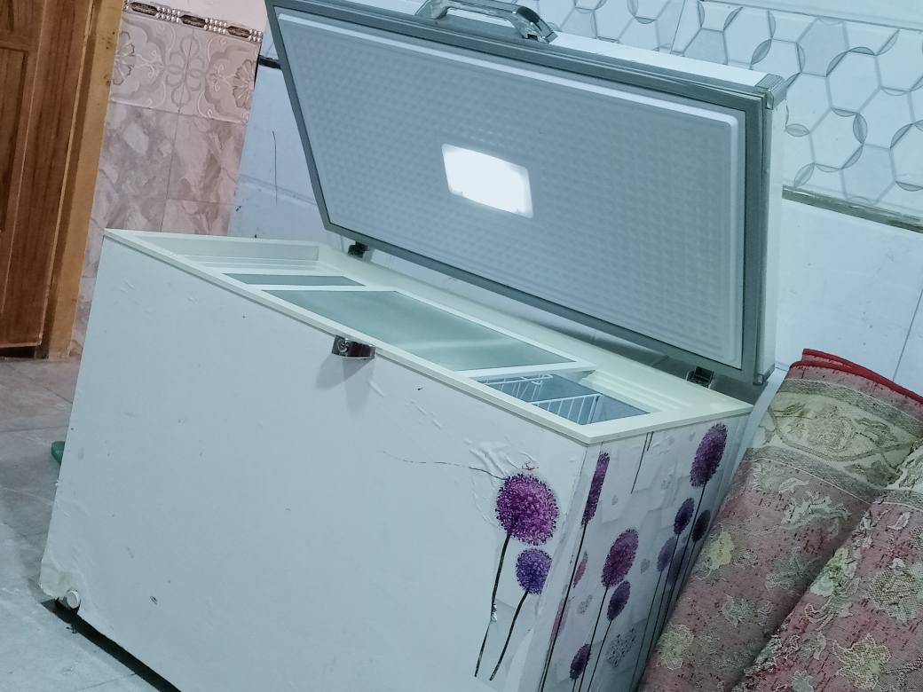 مجمده نضيفه كولش كولش مثل ما واضح بصوره وتجميده كولش حلوة وبل عافيه على الياخذها مكاني كربلاء وسعرها 225 كربلاء, العراق


**إذا كنت صاحب هذا الإعلان وتريد حذفه لأي سبب، رجاءا أرسل رسالة إلى الدعم الفني**