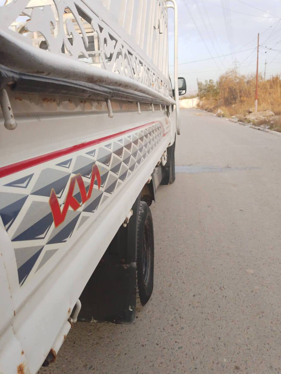 سلام وعليكم 
كيأ لبيع موديل 2015
رقم واسط سياره كفاله كير محرك اكسن   بشرط بيه بارد بل باب كد شبر 
سياره حلوه خير من الله
مكاني بغداد شعب
تصال   *********** الفارس, صلاح الدين
