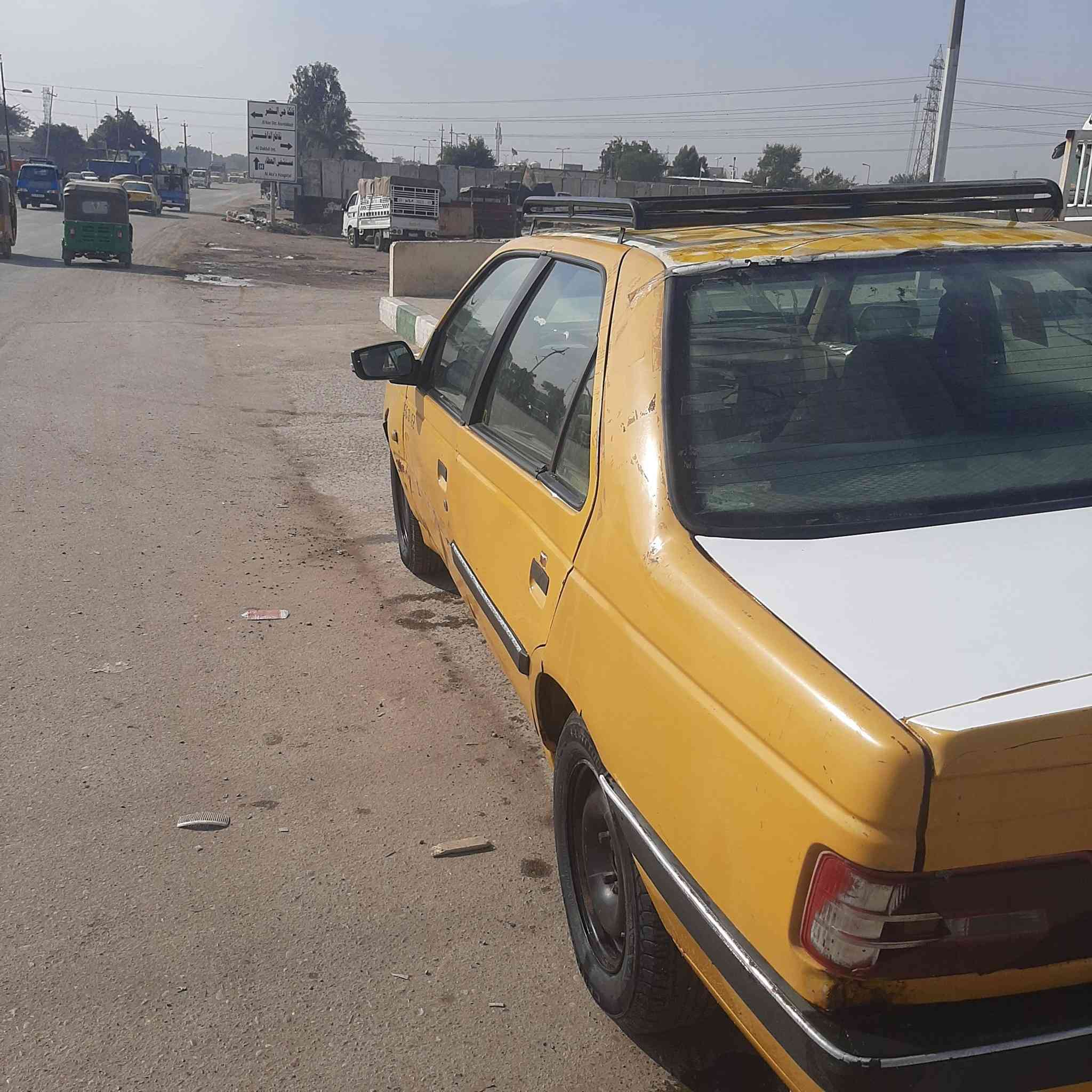 السلام عليكم للبيع سيارة بيجو لميس 2012 محرك بيه خيط تبخير كير جيد جداً سلف داينمو كله زين سيارة باأسمي رقم انكليزي
والسيارة مصفرة
السعر 23 وبيها مجال 
العنوان بغداد 
***********
