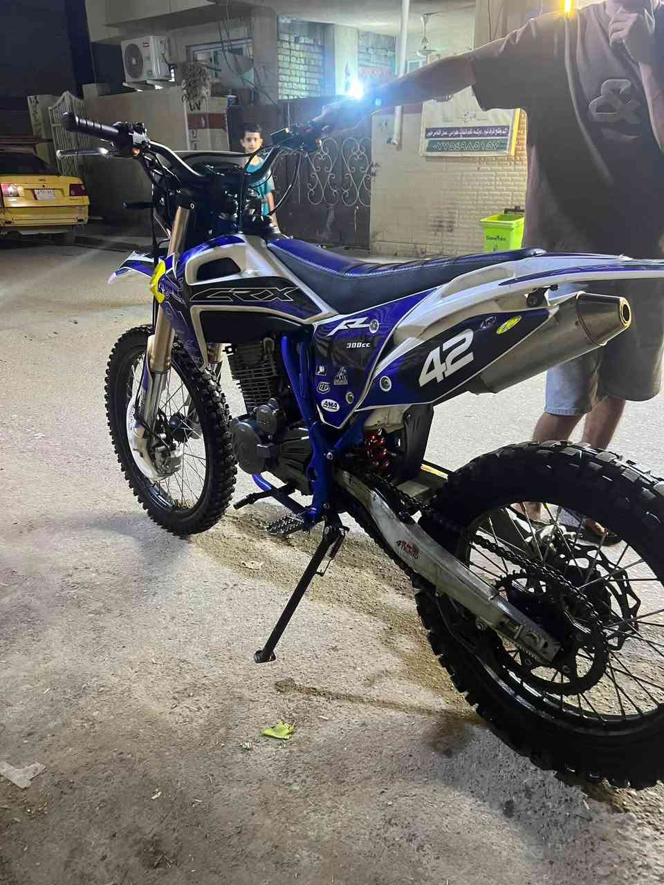 سلا عليكم قفاز موديل ٢٥ crx
محرك 300cc
مكفول كفاله عامه 
كلش قوي ونشط ممتعوب كل غراضه موجودات 
مكاني بغداد جزيره بغداد السياحيه يجيني بي خير ويدلل وهذا رقمي ***********

