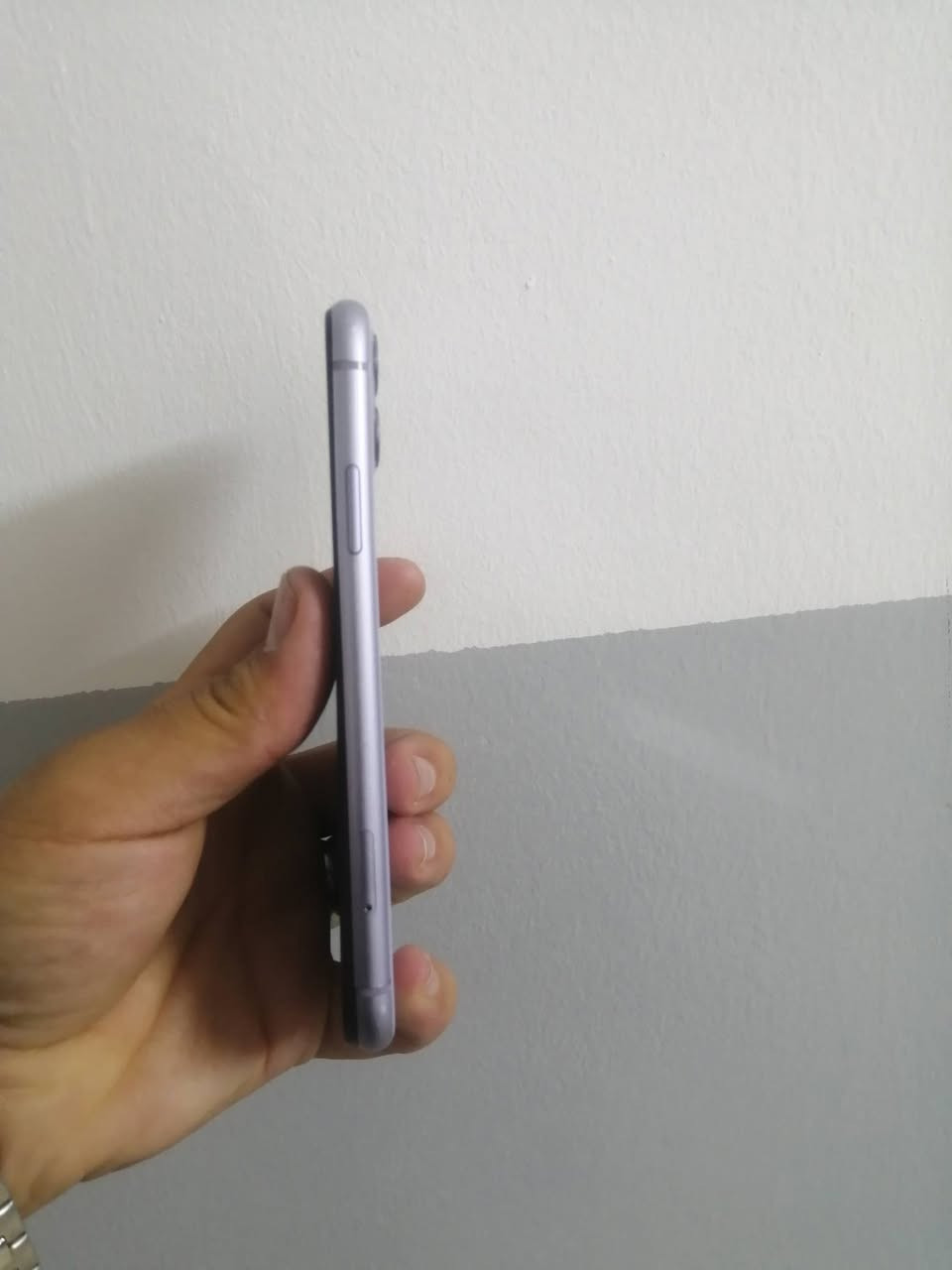 ايفوان 11 لبيع جهاز جديد ذاكره 128
بطاريه بلاديه 74 سيمكارت شغال وي فاي شغال
مبدل شاشه اصليه ٣خيارات
كامراته فول دمعه تصويره.      السعر ١٦٠ وبيه مجال ***********
