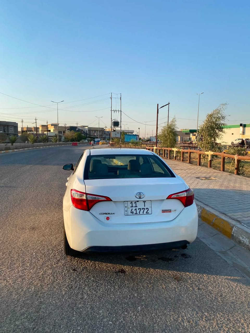 السلام عليكم
كورلا امريكي موديل ١٦ رقم بغداد بإسمي 
حادث من امريكا خلفي وصور الحادث موجودة بالمنشور 
بالعراق صار بيها تبديل بنيد فقط اصلي شركة والبنيد القديم موجود الايرباكات غير سليمة بيها صبغ دعامية خلفية وامامية السيارة عليها ادامة كاملة ماشية 124 ميل وقابل للزيادة سعرها ١١٣  وبيها مجال للشراي 
مكاني الديوانية قضاء عفك 
***********
