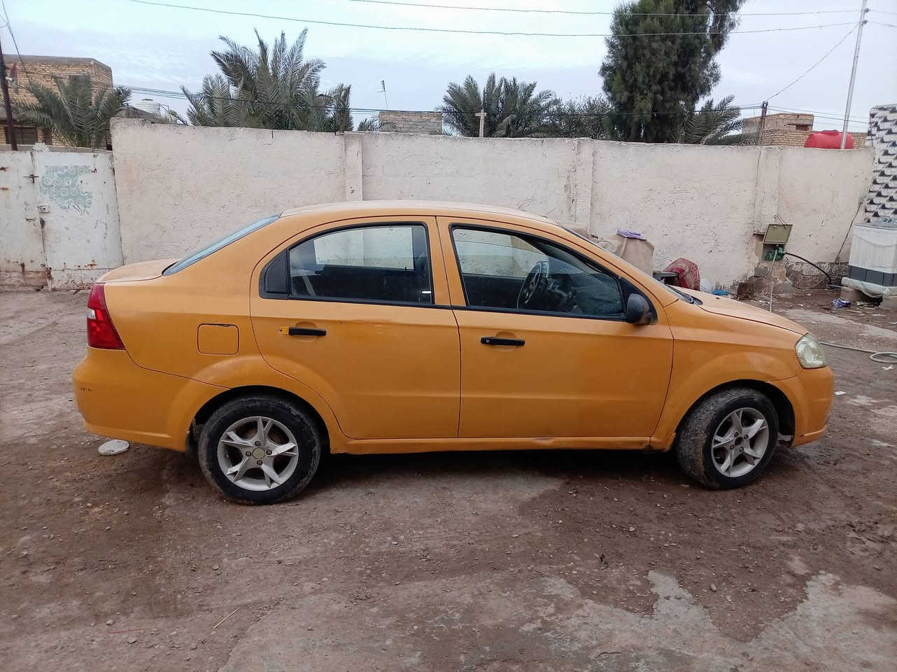 افيو موديل 2008 كير عادي بيه خيط بخار سعر 40 ورقه وبيه مجال للشراء التواصل ***********
