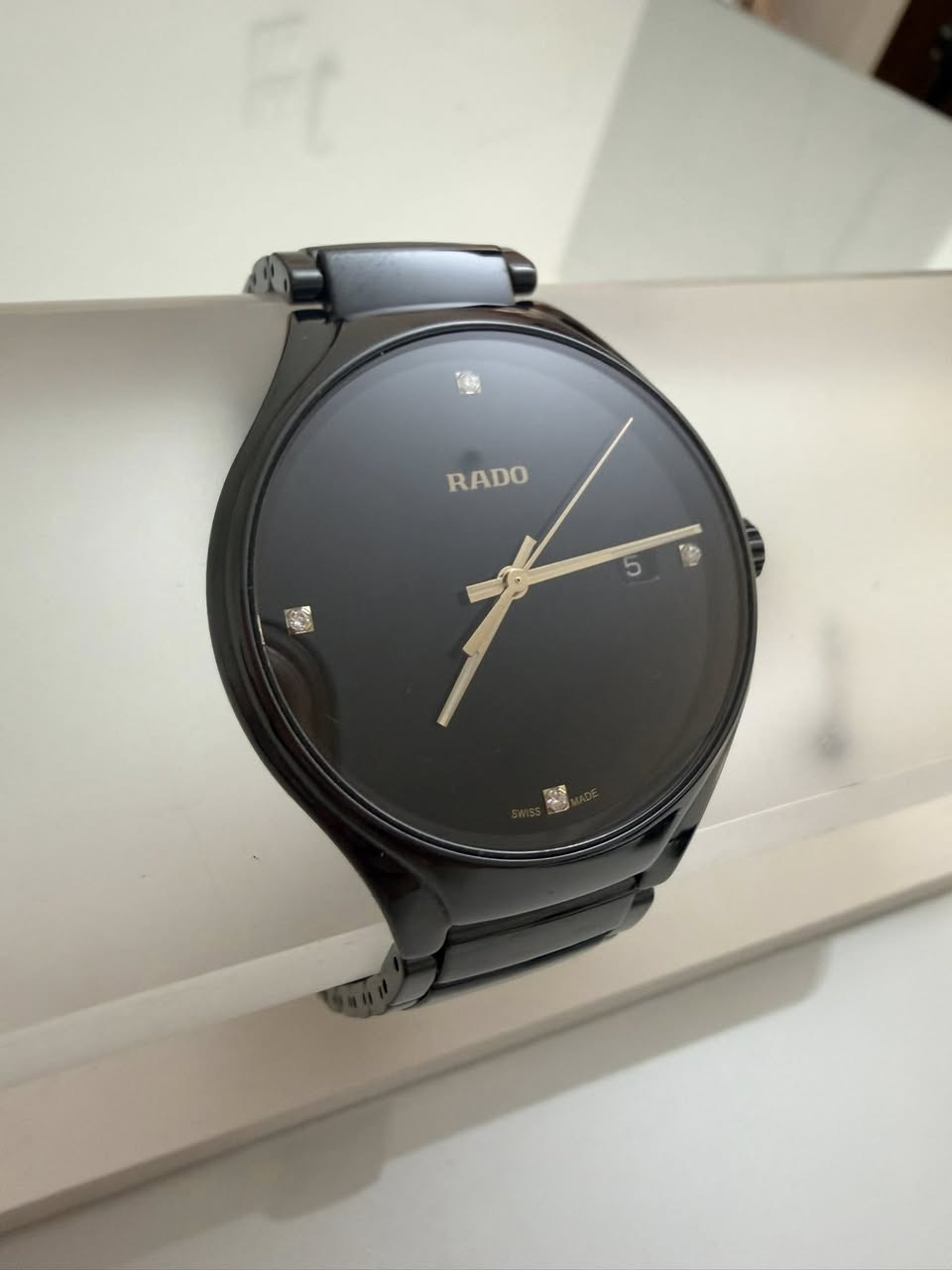 ساعه سويسريه اصليه 100% نوع رادو موديل حديث سيراميك بالكامل مينا الماس قطر 40 زجاج كريستال زفير مقاوم للخدش قفل فراشه تيتانيوم  السعر 350 دينار للتواصل على الخاص او على الرقم  0785261118


**إذا كنت صاحب هذا الإعلان وتريد حذفه لأي سبب، رجاءا أرسل رسالة إلى الدعم الفني**