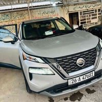 نيسان روج SV 2023  - للبيع ومراوس   المواصفات   _تشغيل عن بعد   -مصابي...