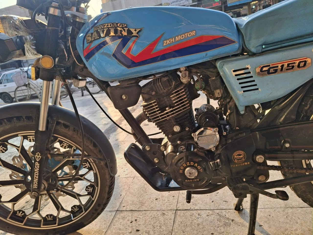 سلام عليكم .دراجه سيفاني .موديل 2025 ...5كير. المكينه والكير كفاله .اوراقها كامله السعر 600. وبيها مجال شي بسيط .عنواني الدوره. رقم الهاتف ([***********])
