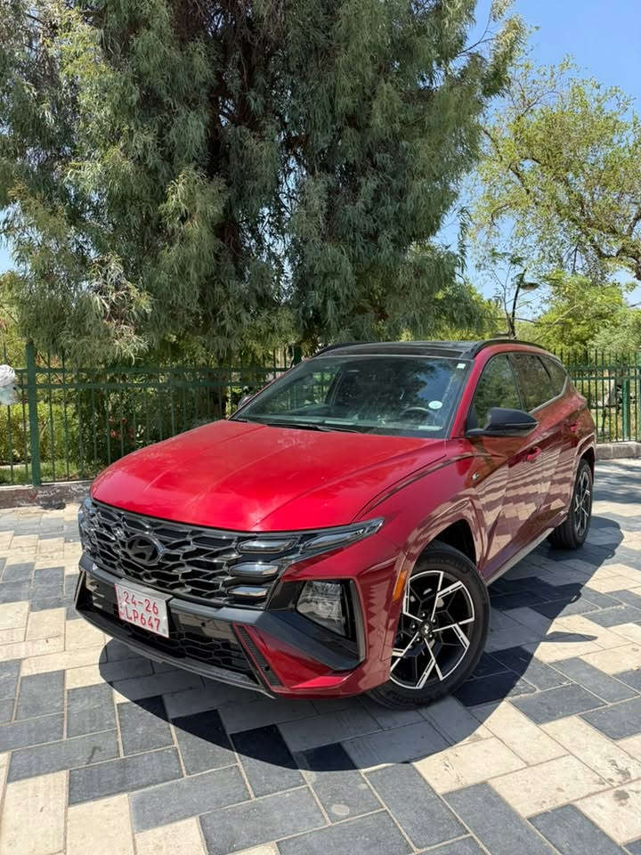 � للبيع | هيونداي توسان N Line Hybrid 2025 | وارد أمريكي | ممشى 10 أميال فقط 🔥
🚗 هيونداي توسان N Line Hybrid موديل 2025

🇺🇸 وارد أمريكي

🎨 اللون: ماروني (R2P)

📅 تصنيع: 07/2024

📍 الممشى: 10 أميال فقط

الحادث : صبغ ربع بنيد وجمالغ عله كده (بدون ايرباك )

⚙️ المواصفات

✅ محرك 1.6 لتر تيربو GDI + هايبرد

✅ قوة تقارب 231 حصان

✅ جير أوتوماتيك 6 سرعات

✅ جنوط رياضية أصلية 19 إنش

✅ فئة N Line الرياضية

✅ تشغيل بصمة ودخول ذكي

✅ شاشة وسطية كبيرة

                                      Apple CarPlay و Android Auto ✅

✅ شاشة عدادات رقمية

✅ كاميرا خلفية

✅ حساسات أمامية وخلفية

✅ مثبت سرعة ذكي (Radar)

✅ المحافظة على المسار

✅ التحذير من الاصطدام مع الفرملة التلقائية

✅ مراقبة النقطة العمياء

✅ مقاعد رياضية N Line

✅ مقود رياضي متعدد الوظائف مع Paddle Shifters

✅ شاحن لاسلكي

✅ إضاءة LED كاملة

✅ أوضاع قيادة متعددة

� السعر: 24,500 دولار قابل للتفاوض بالمعقول.

📞 للاستفسار والمعاينة يرجى التواصل على الخاص أو الاتصال.      ***********
