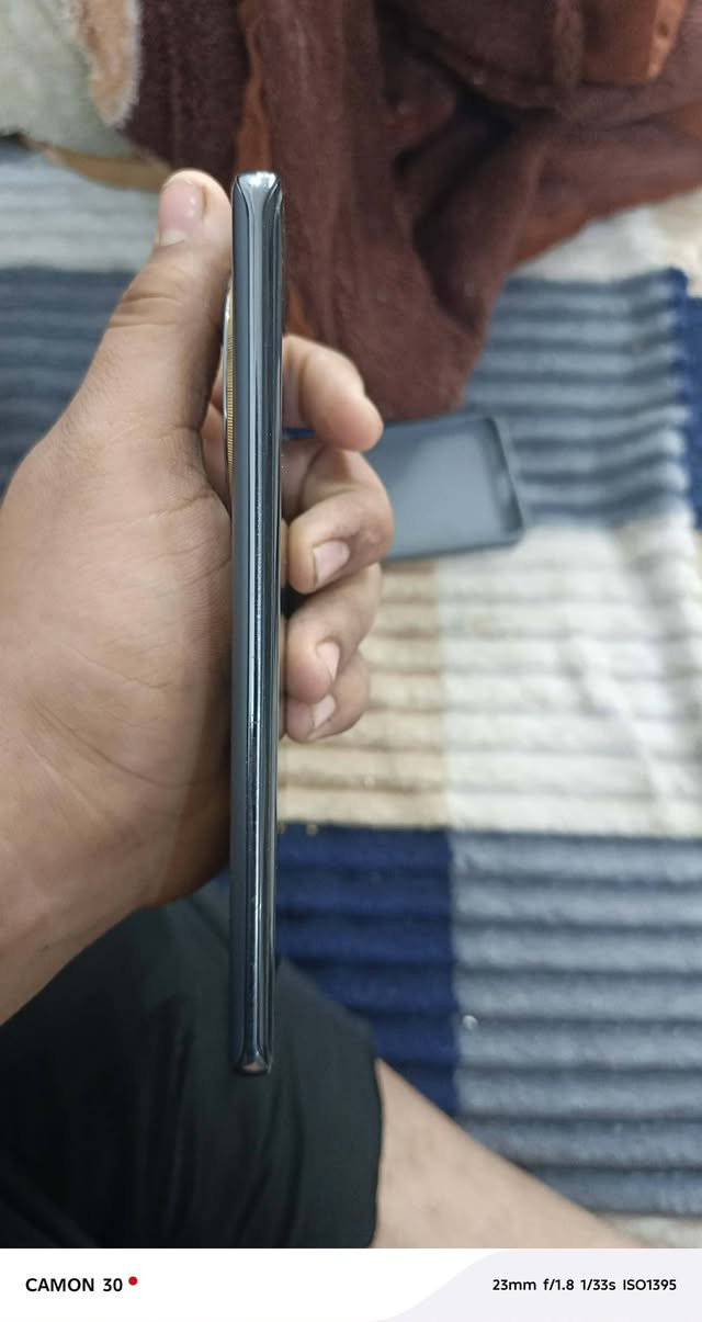 السلام عليكم  تلفون» 9c× للبيع مكفول من كلشي مابي شخط سعر 300 بي مجال مكاني بغداد مدي الصدر رقمي *********** بس بي واتساب و فيس
