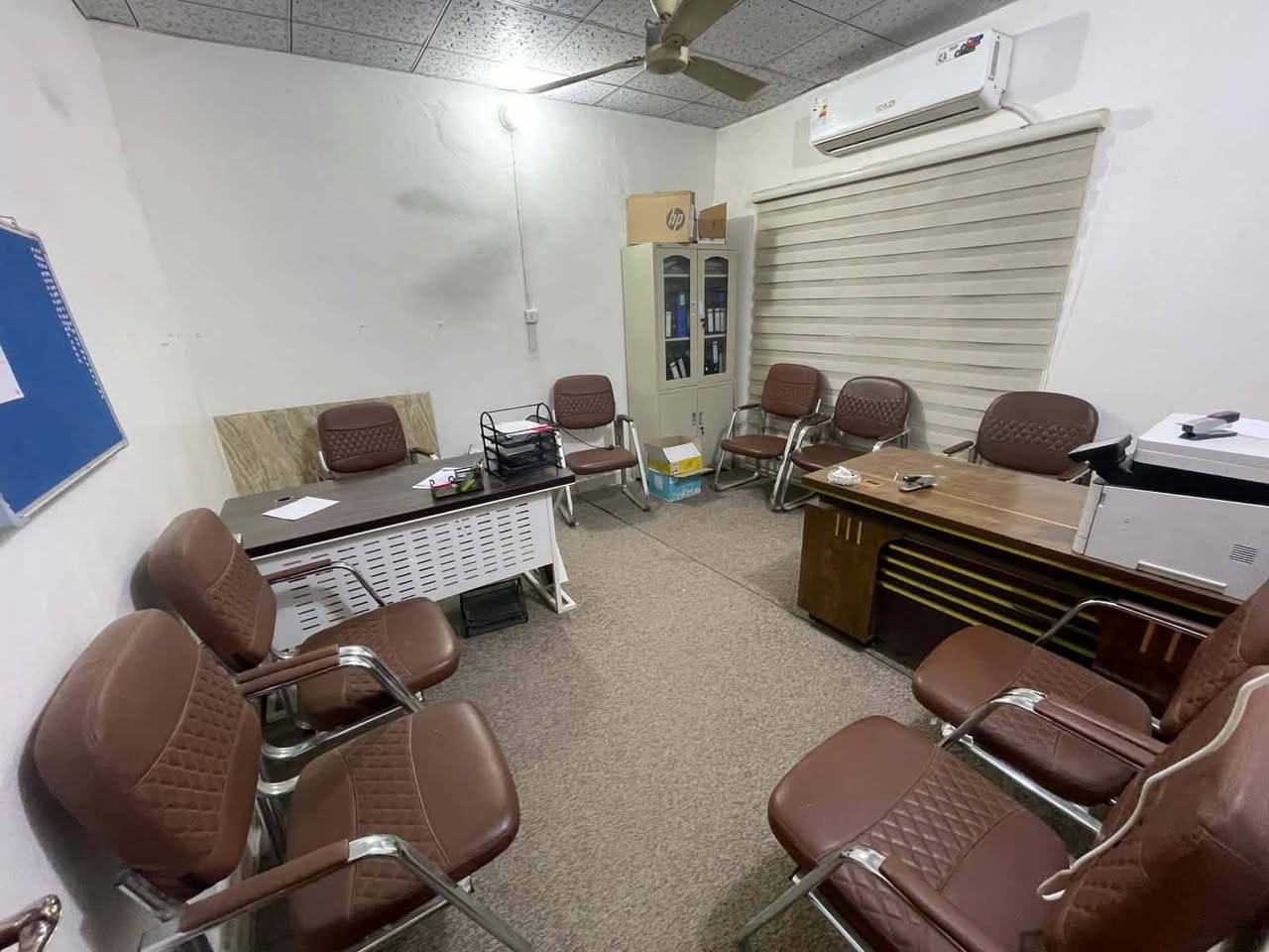 اثاث مكتب للبيع مكان عامريه ***********
