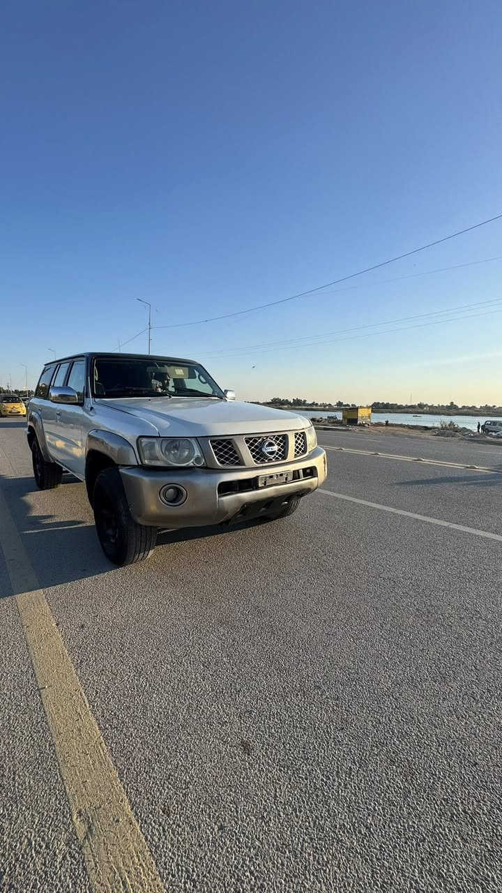 السلام عليكم
سياره نيسان باترول  سوبر سفاري ٤٨٠٠ 
موديل ٢٠٠٨ قير اوتوماتيك 
السياره مزاد وكالة بأسمي احولك وكالة باركود 
السياره ناقصها اشياء بسيطه 
مكاني الكوت 
***********0
