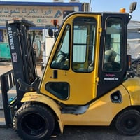 رافعه كوماتسو ٢ ونص طن منفيست ولوحات كاتي ٣ حركات جك حاويه لمرغوب بانز...