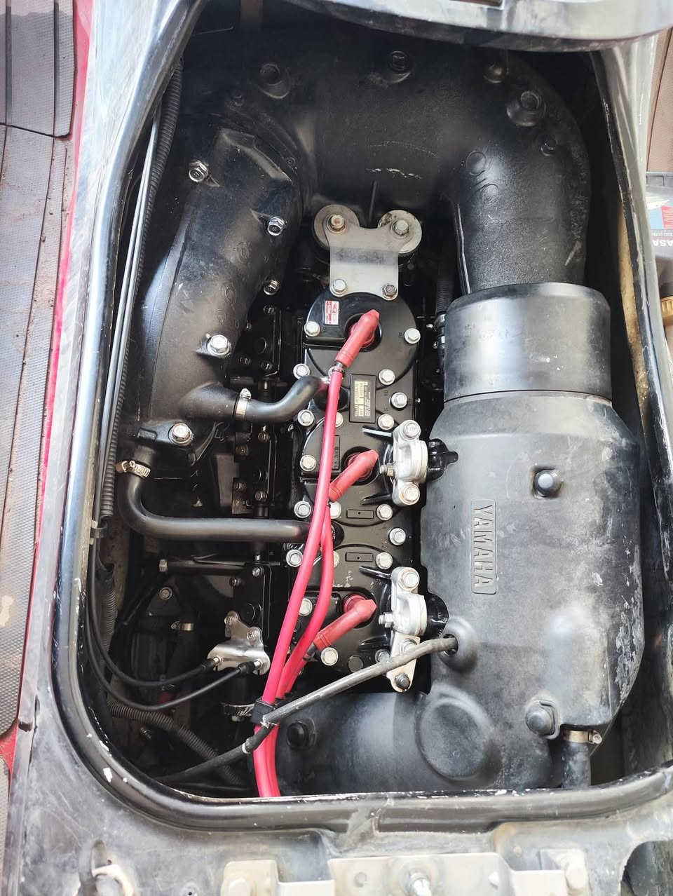 جي تسكي ياماها للبيع حجم محرك 1200جي بي آر   محرك امبدل بستون كوله شغال ماشاء الله 
مكانها كركوك.  سعر 30 به مجال مع العربانه
***********
