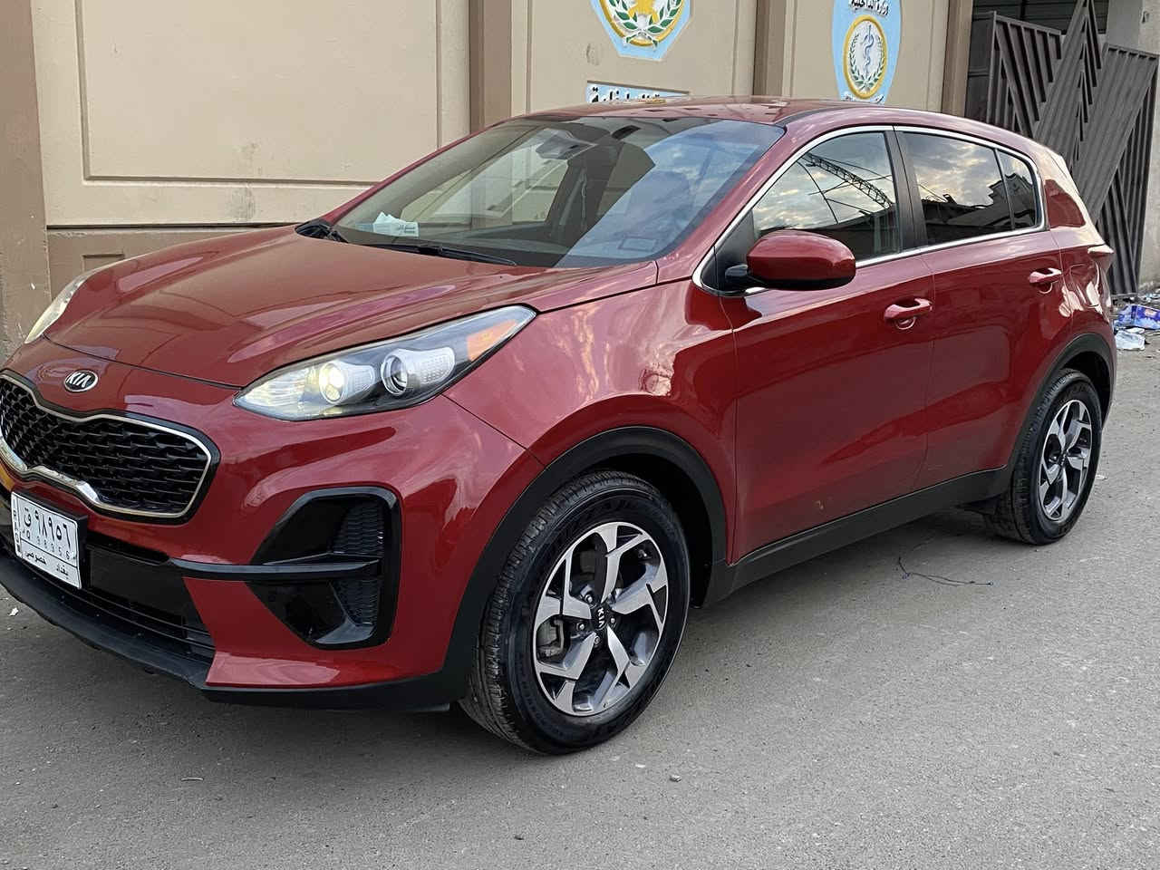 كيا سبورتج وارد امريكي

2020 

الموصفات 

شاشة وكامرة تحكمات وكار بلي وعرض فيديو فول 

رادار نقطه العمياء وتحديد المسار 

مكينة 2400 gdi بدون فتح ومكفوله 

تبريد قطعتين 

تخم تاير وباتري جديد دوشمة كشنات السياره 

كاملة وجاهزة على آخر حباية مسويلها حماية نانو سيراميك حادثها جاملغ وربع البنيد ايرباك دركه فقط السياره بأسمي تحويل ثاني يوم 

السعر175 وبيها مجال مكانها بغداد البلديات 

رقم ***********
