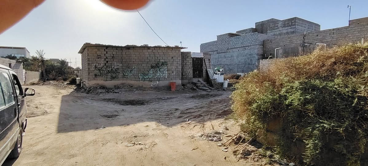 مستعجل 
🏠🏠🏡🏡 عقار للبيع  🔵🔵🔵
عقار بمساحه  500 متر ↔️↔️↔️
ابو الخصيب شارع خلف المستشفى الصيني
نوع الطابو زراعي اصولي سند 25

بيع مستعجل ❗❗❗❗
90 مليون سعره من الاخير
مكاتبه بنفس اليوم

راسلني او اتصل
*********** واتس اب 🔻🔺🔻🔺🔻
